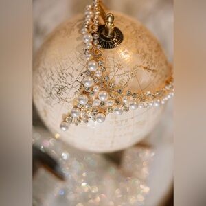 Selling necklace with matching earrings 🤍✨